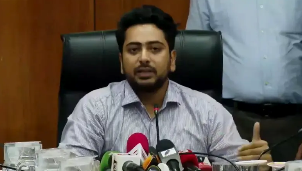 এবার আন্দোলনের মাস্টারমাইন্ড কারা ছিল জানালেন নাহিদ ইসলাম