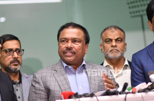 ‘পঞ্চপাণ্ডব’ এর চার ক্রিকেটারকে একসাথে দেখার শেষ সুযোগও দেখছেন ফারুক আহমেদ