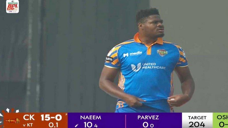 ১ বলে ১৪ রান, বিপিএলে এই প্রথম বিশ্বরেকর্ড