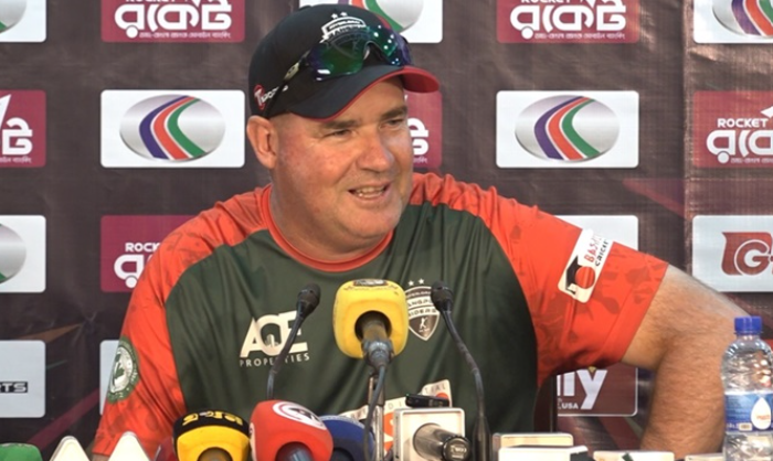 প্লে-অফ এর আগে বড় সাইনিংয়ের আভাস দিল রংপুর