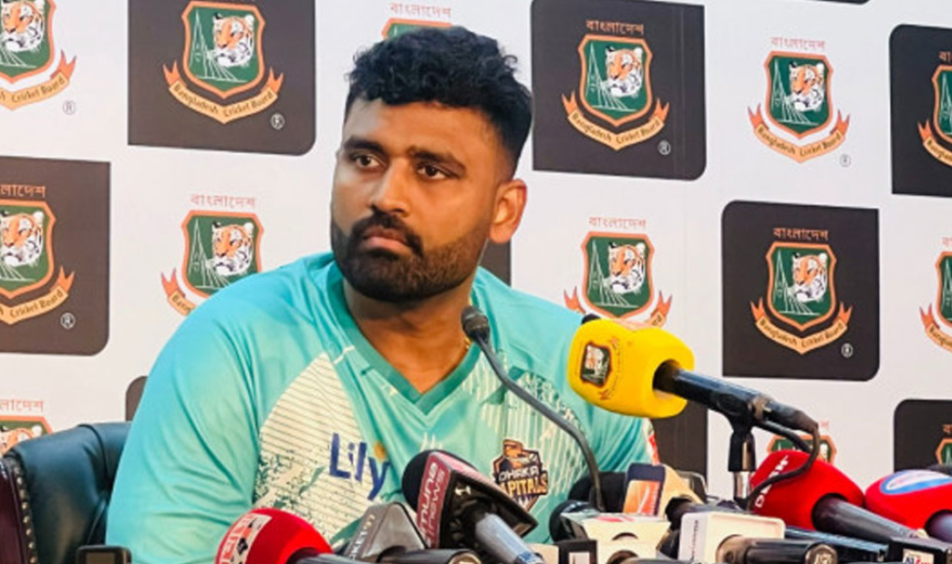 অন্য সব লিগ বাদ দিয়ে যে কারনে বিপিএলে, জানালেন থিসারা