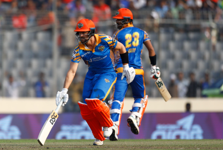 রংপুরকে উড়িয়ে কোয়ালিফায়ারে খুলনা