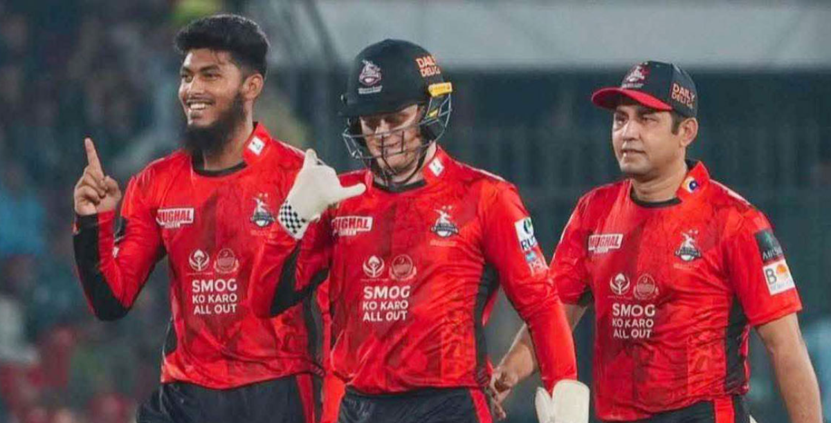 পিএসএলে বিগত ৯ বছর পর এক বিরল কীর্তি করলেন রিশাদ