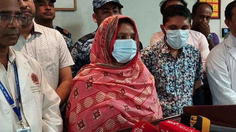 ২১ বার অস্ত্রোপচারের পর সুস্থ হয়ে বাড়ি ফিরলেন মাইলস্টোন শিক্ষিকা নিশি আক্তার