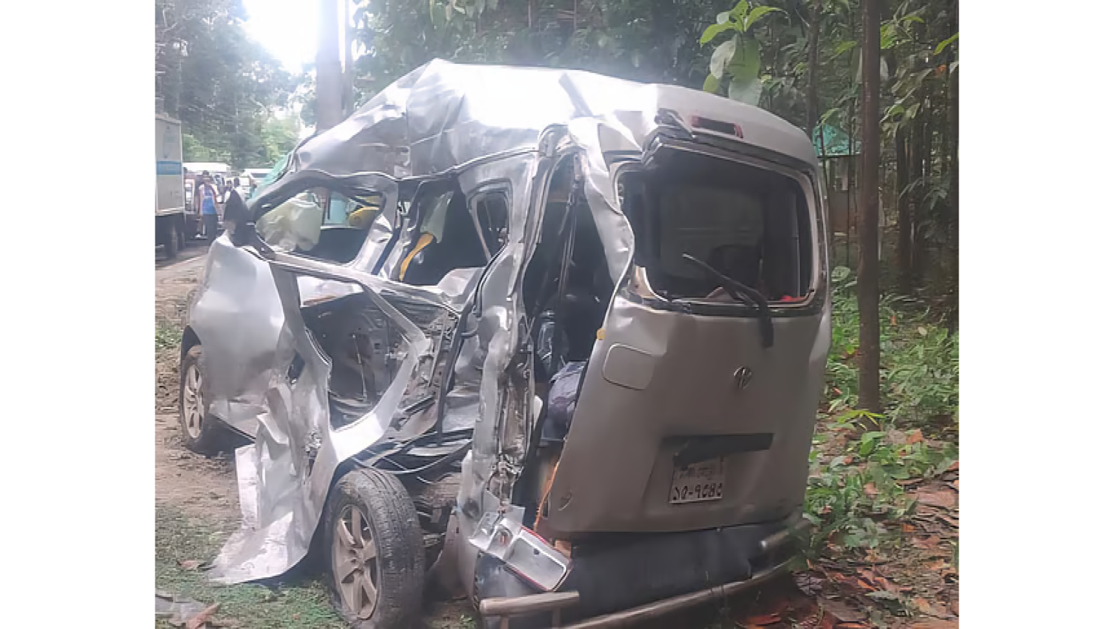 সমুদ্র দেখতে গিয়ে প্রাণ গেল পাঁচ তরুণের — পথে ঘটে গেল মর্মান্তিক দুর্ঘটনা