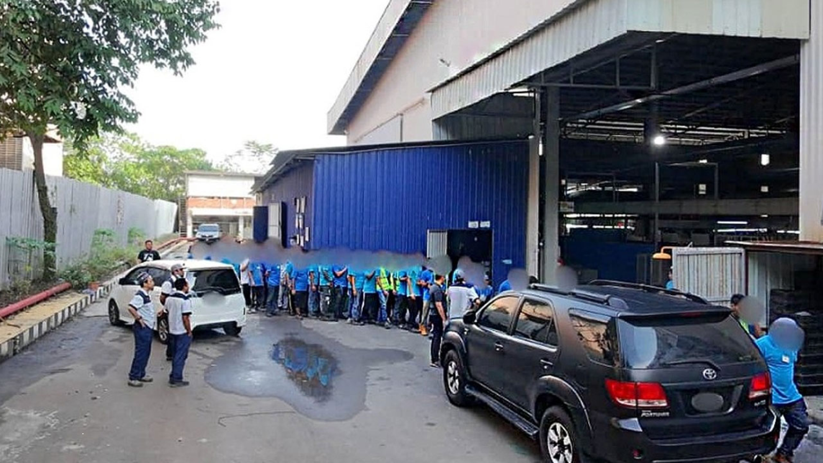 মালয়েশিয়ায় আটক ১৮৪ জন অবৈধ অভিবাসী , রয়েছে বাংলাদেশিও