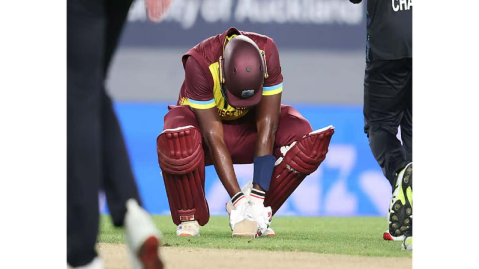 ৩০ ছক্কায় ভয়াবহ লড়াই, নিউজিল্যান্ডের কাছে হেরে গেল ওয়েস্ট ইন্ডিজ মাত্র ৩ রানে