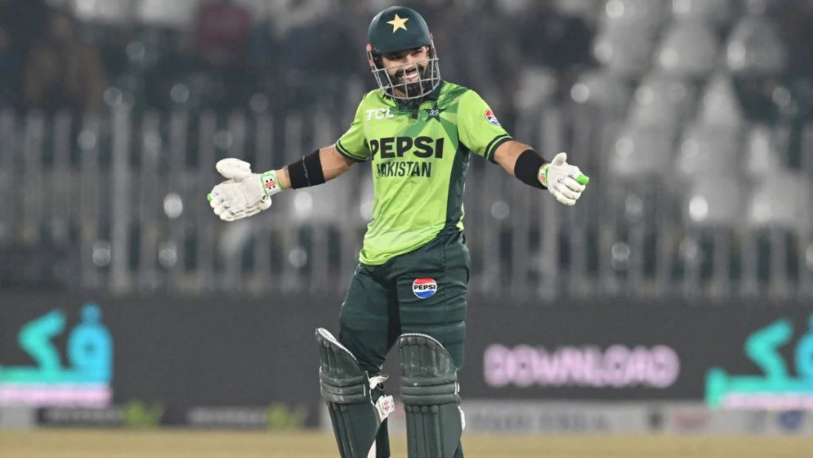 শ্রীলঙ্কাকে উড়িয়ে সিরিজে হোয়াইটওয়াশ পাকিস্তানের