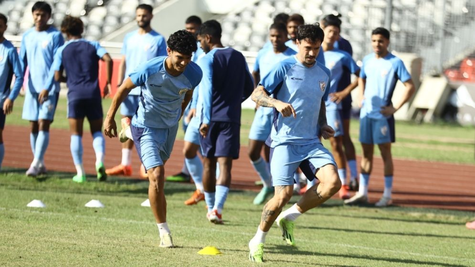 ফিফা নিয়ম অমান্য করে বিদেশি আনায় কঠিন বিপদে পড়ল ভারত