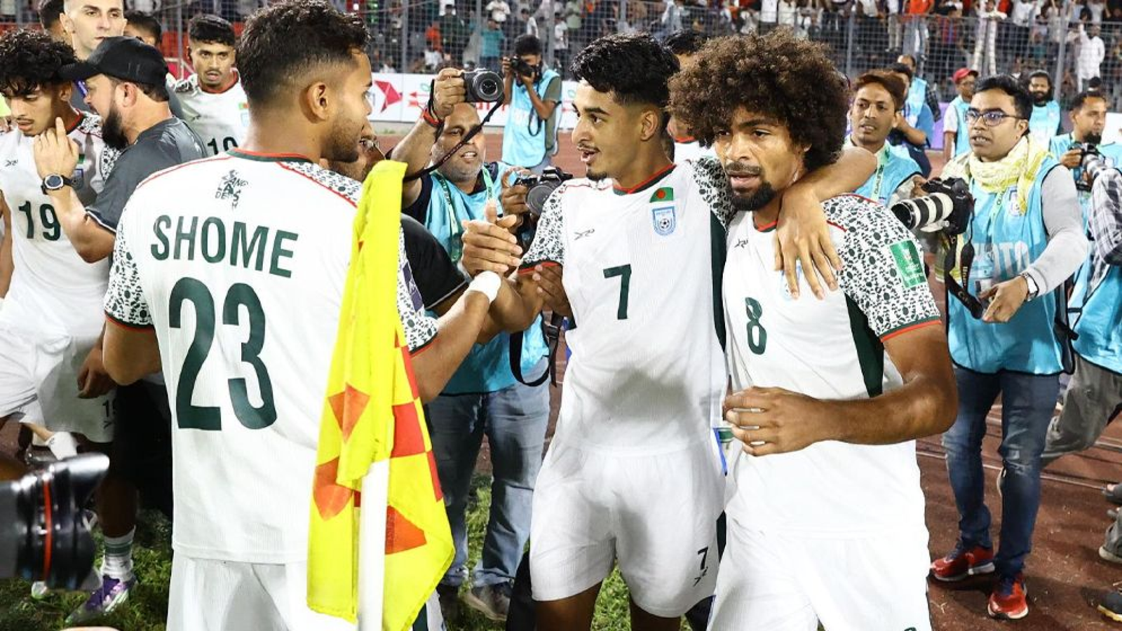 ২২ বছরের আক্ষেপ ঘুচিয়ে ভারতকে হারিয়ে প্রতিশোধ নিল বাংলাদেশ