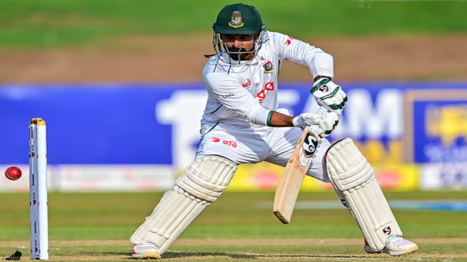 ৩১ বছর পর বড় মাইলফলক স্পর্শ করে ইতিহাসের পাতায় নাম লেখালেন লিটন