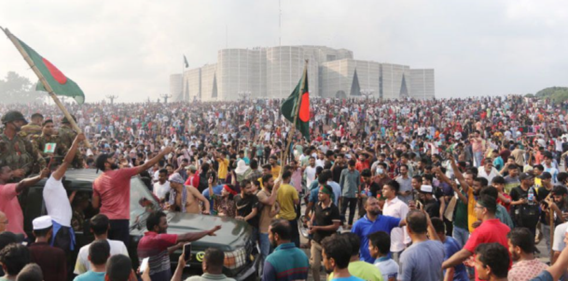 জুলাই বিপ্লবের ফলে বাংলাদেশের রাজনীতিতে নীতিনৈতিকতা ও স্বচেতনতার পালে হাওয়া বইতে শুরুু করেছে। আশা করা যাচ্ছে আগামী জাতীয় নির্বাচনে এর বাস্তব প্রতিফলন ঘটবে